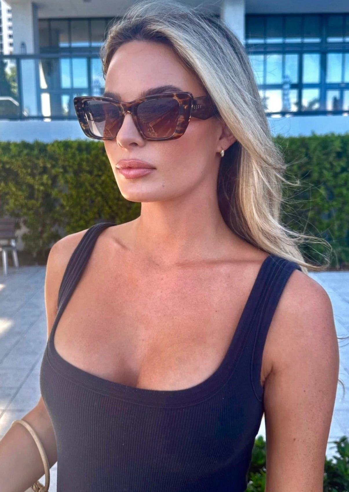 Aura Sunglasses - Tortoise and Brown Gradient - Image 3